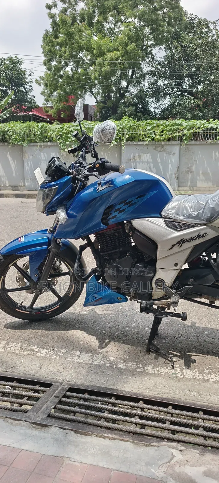 TVS Apache 160 4V 2019 Blue