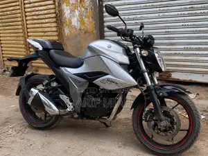 Suzuki Gixxer 2022 Silver