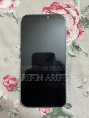 Apple iPhone 12 64 GB