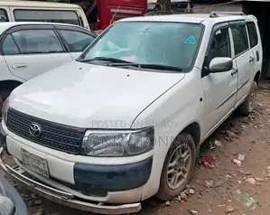 টয়োটা প্রোবক্স ২০০৩ সাদা