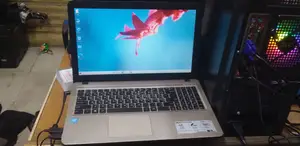 Laptop ASUS A52JU 4GB Intel Core I3 SSD 128GB