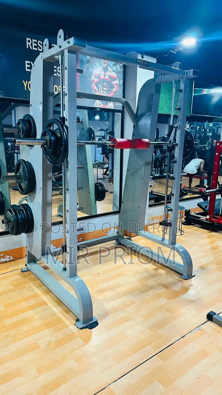Gym Smith Machine