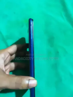 Oppo A3s 64 GB Blue
