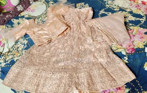 Semi Bridal Lehenga! For Sale! 1 Time Used. Body 40 Long 48
