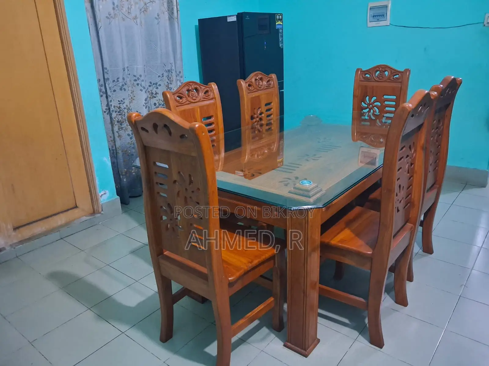Dining Table (6 Chairs)
