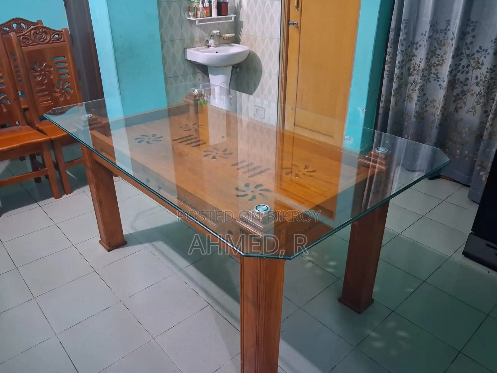 Dining Table (6 Chairs)