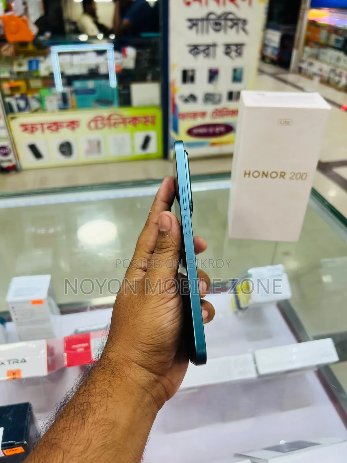 অনার ২০০ লাইট ১২ জিবি ব্লু