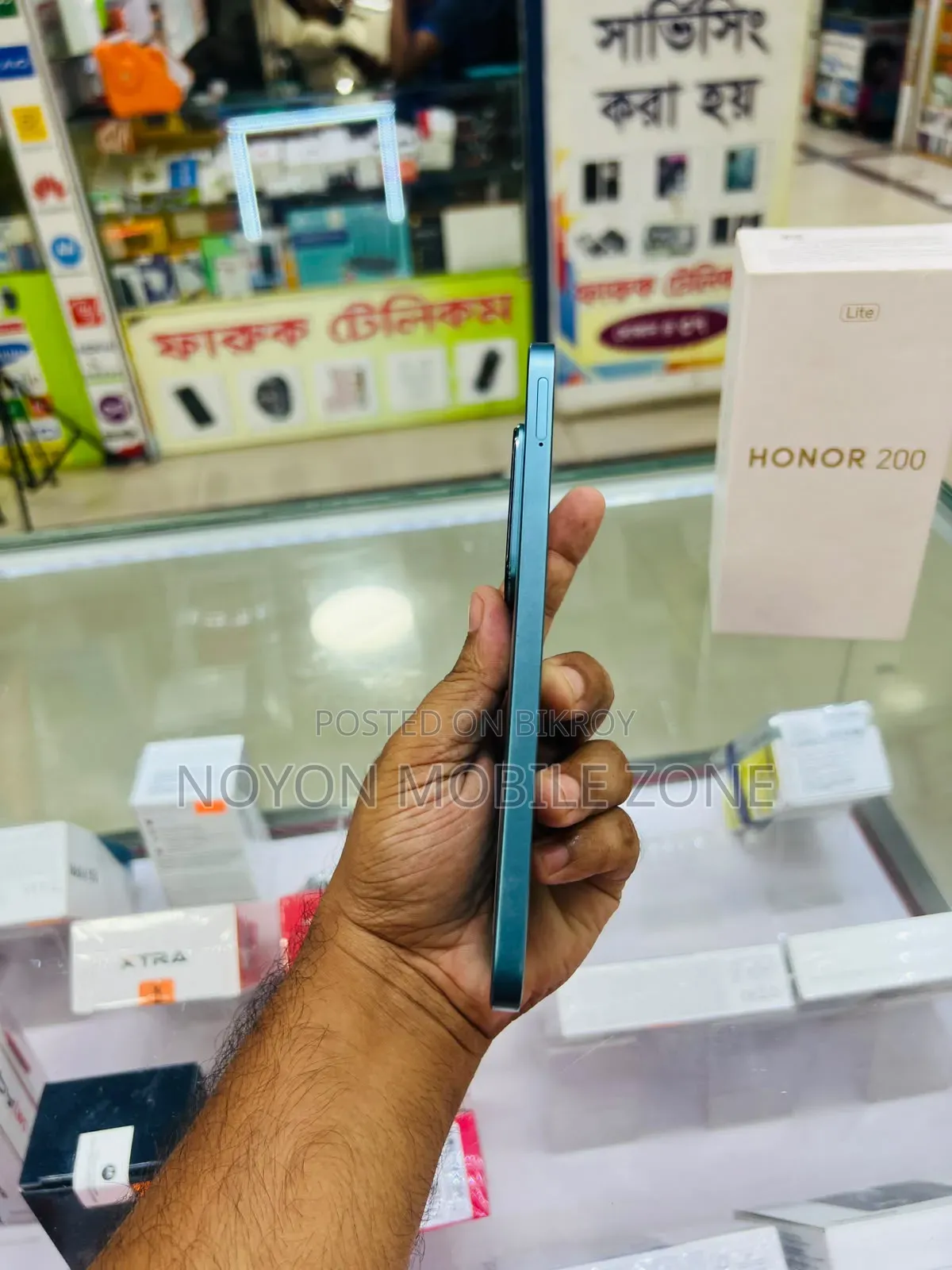 অনার ২০০ লাইট ১২ জিবি ব্লু