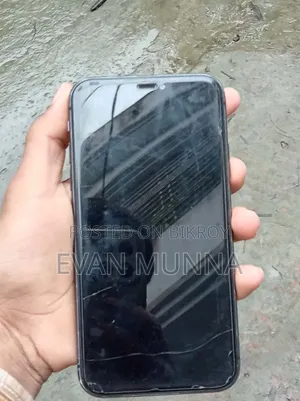 অ্যাপল আইফোন ১১ ৬৪ জিবি ব্ল্যাক