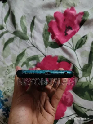 Vivo Y12 64 GB Blue