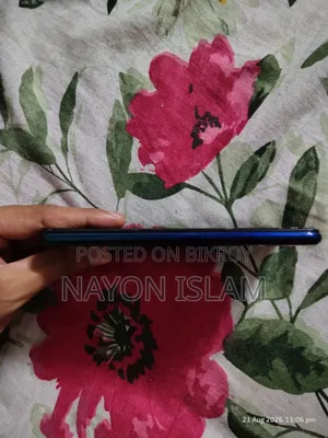 Vivo Y12 64 GB Blue