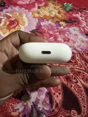 অ্যাপল এয়ারপডস ৩