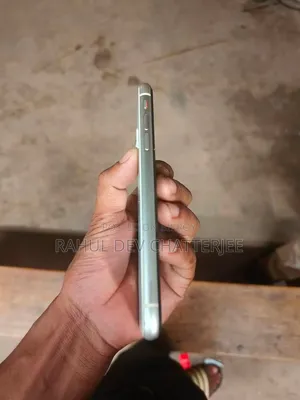Apple iPhone 11 128 GB Gray