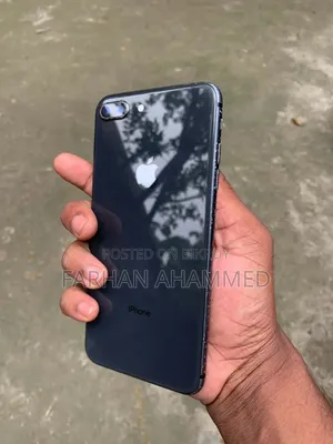 Apple iPhone 8 Plus 64 GB Black