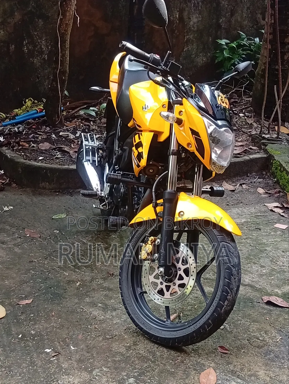 সুজুকি জিক্সার ২০২৩ ইয়েলো