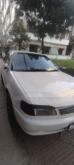 Toyota Corolla 1999 Pearl
