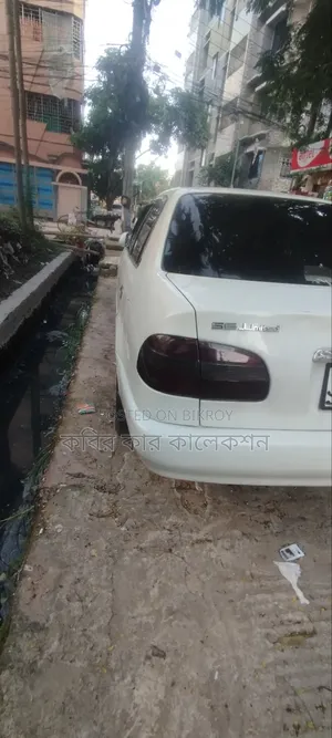 Toyota Corolla 1999 Pearl