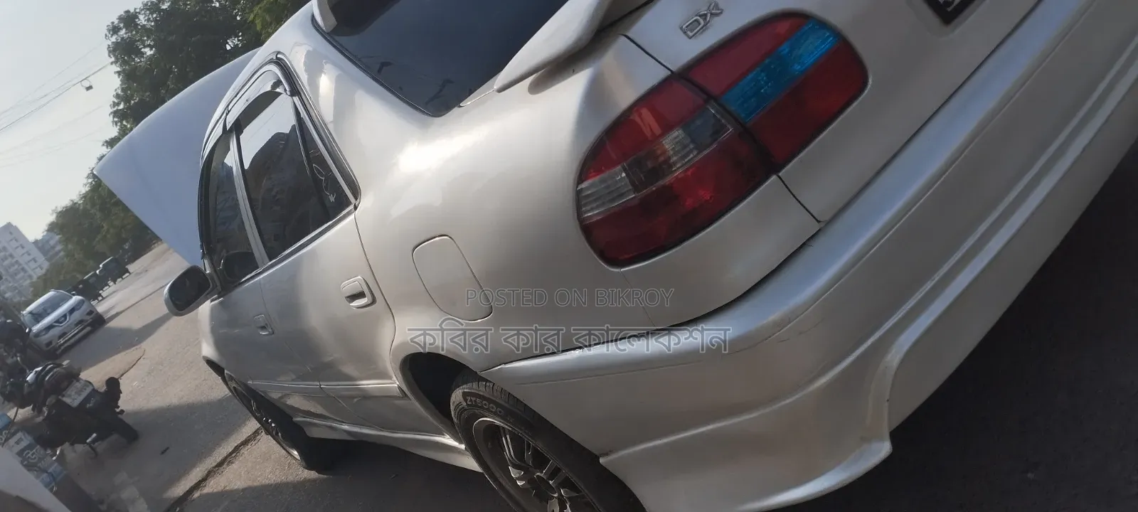 Toyota Corolla 1997 Silver