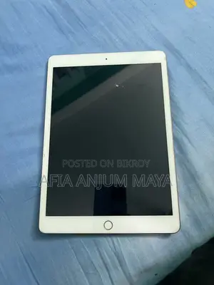 Apple iPad Air 32 GB Gray