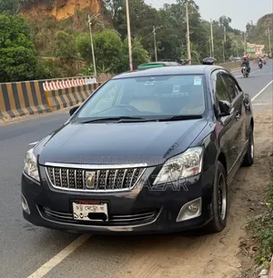 Toyota Premio 1.5 Front-Wheel Drive 2014 Gray