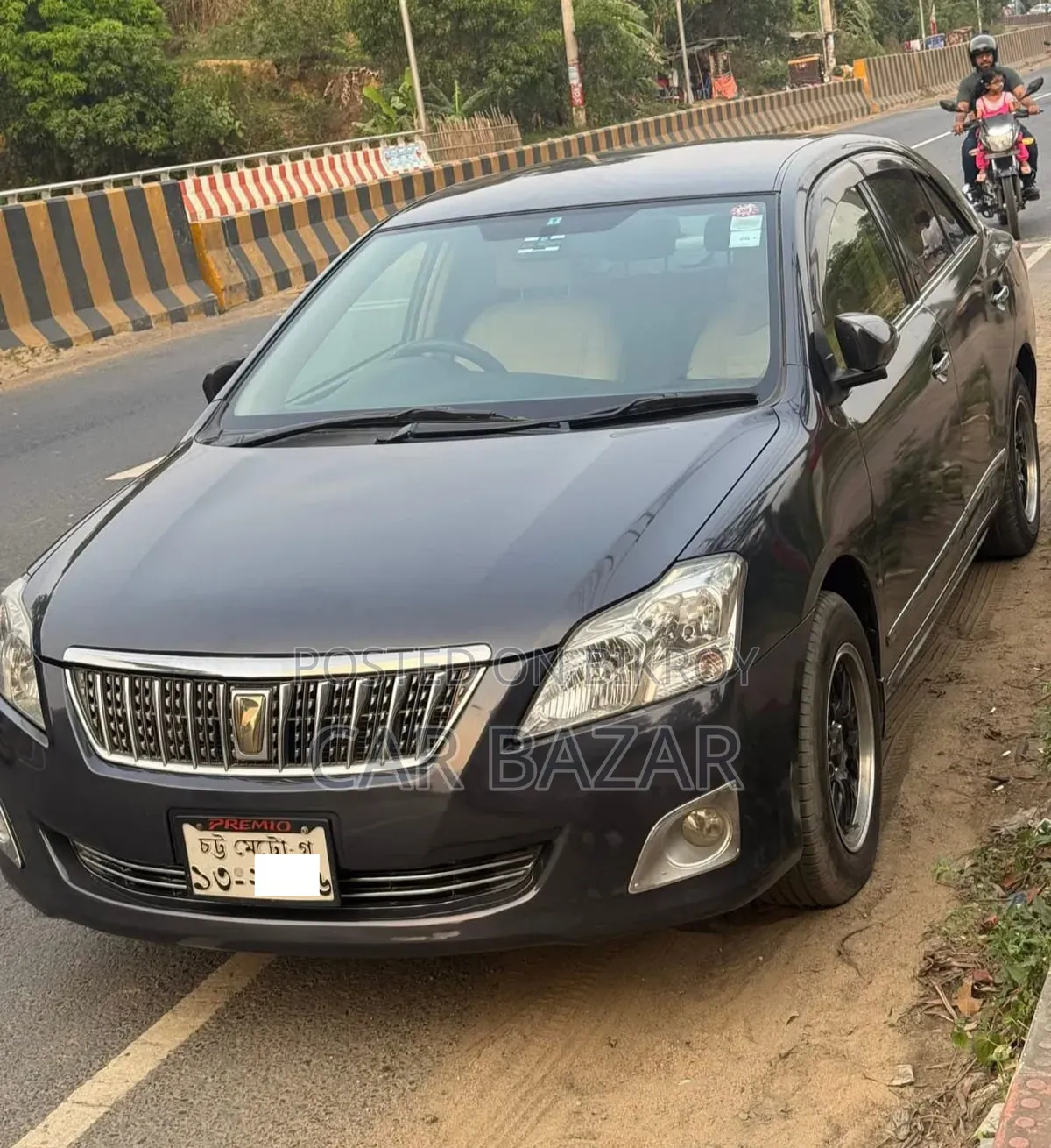 Toyota Premio 1.5 Front-Wheel Drive 2014 Gray
