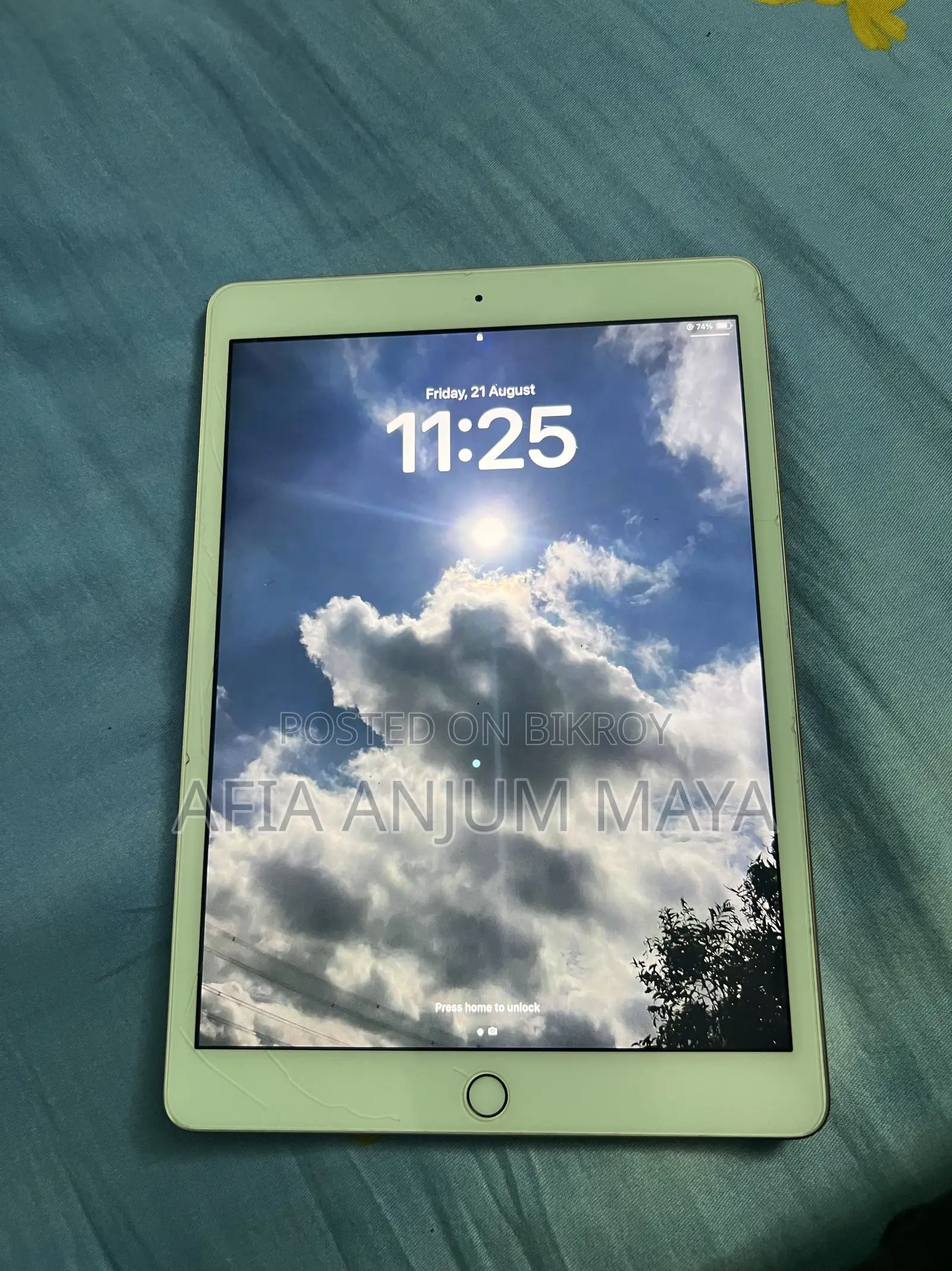 Apple iPad Air 32 GB Gray