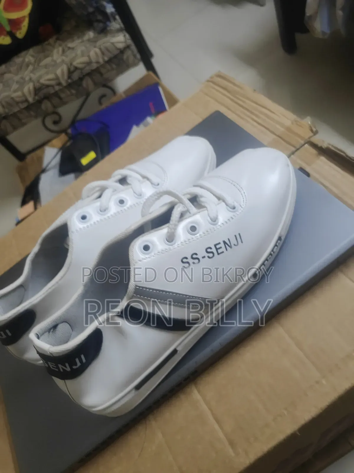 Running High-Top Sneakers White Color Lace-Up Shoes (Winter-Summer)
