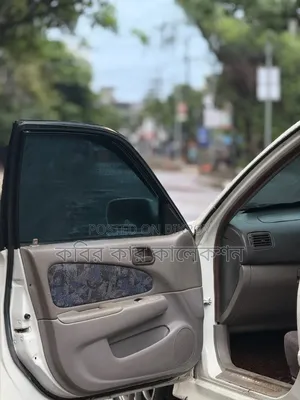 টয়োটা করোলা ১৯৯৭ পার্ল