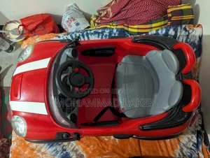 রাইড-অন মিনি কুপার টয় কার