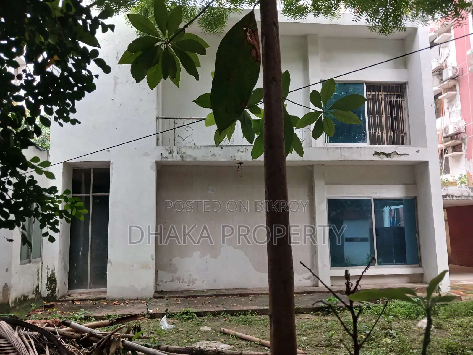 5-Bedroom House in Gulshan for Sale