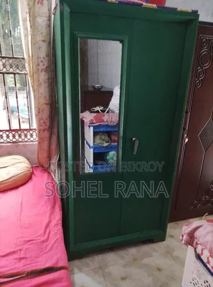 আলমারি বিক্রি করা হবে