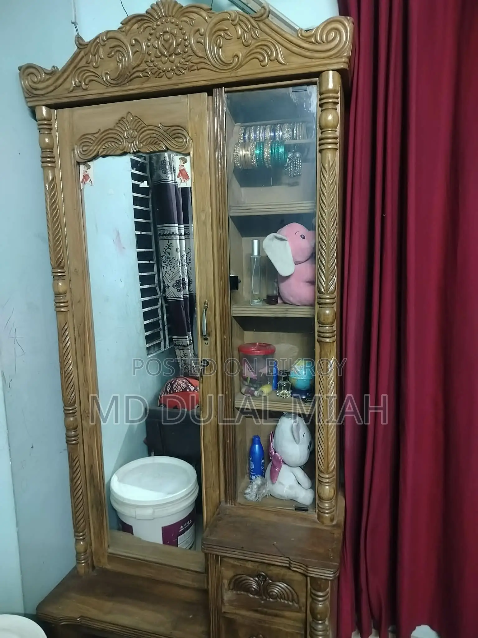 সেগুন কাঠের ড্রেসিং টেবিল
