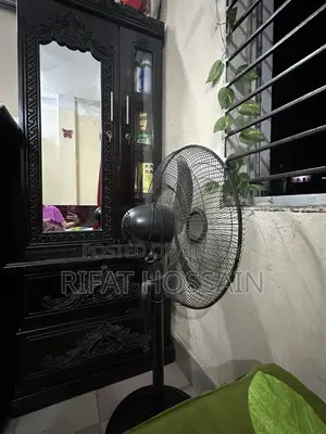 ড্রেসিং টেবিল
