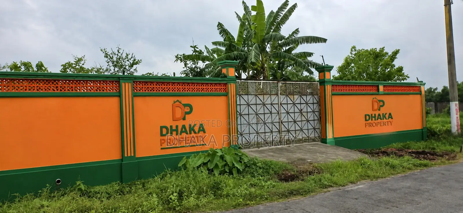 Corner 5 Katha South/West at Sector-7
