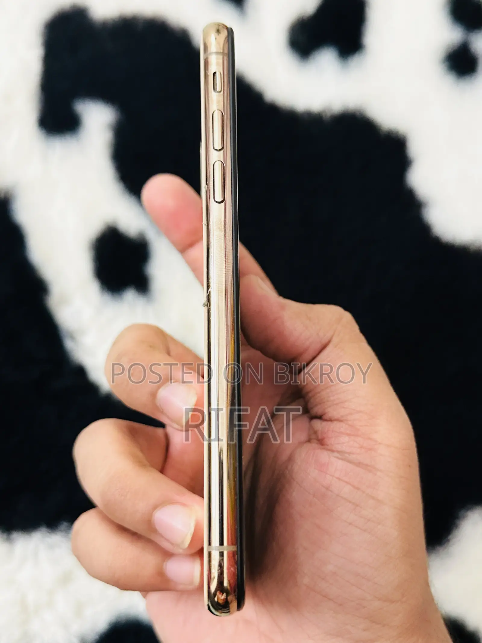 অ্যাপল আইফোন এক্সএস ৬৪ জিবি রোজ গোল্ড