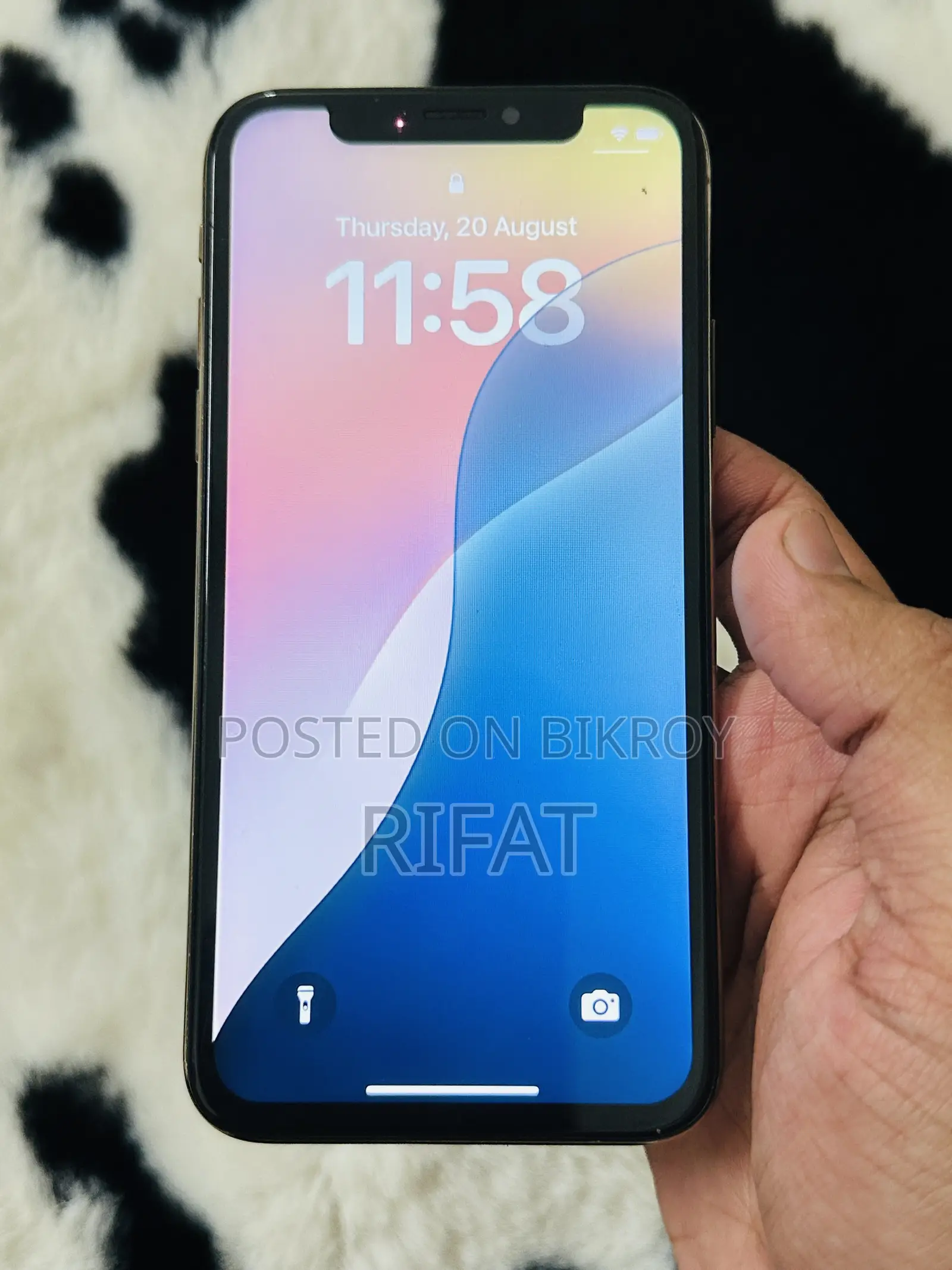 অ্যাপল আইফোন এক্সএস ৬৪ জিবি রোজ গোল্ড