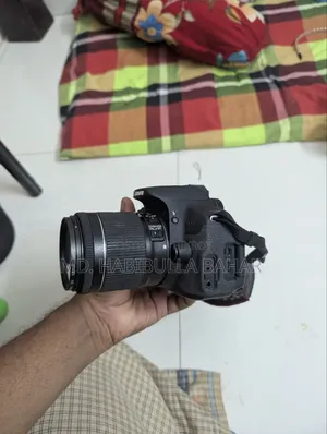Canon 700D DSLR Camera