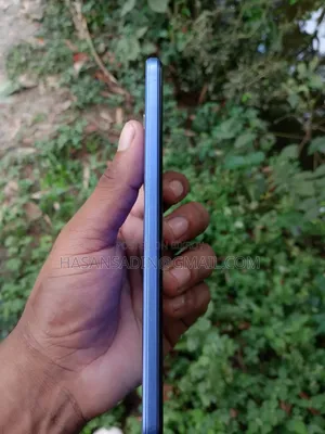 Vivo Y21 64 GB Blue