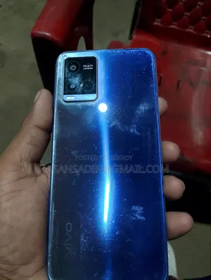 Vivo Y21 64 GB Blue