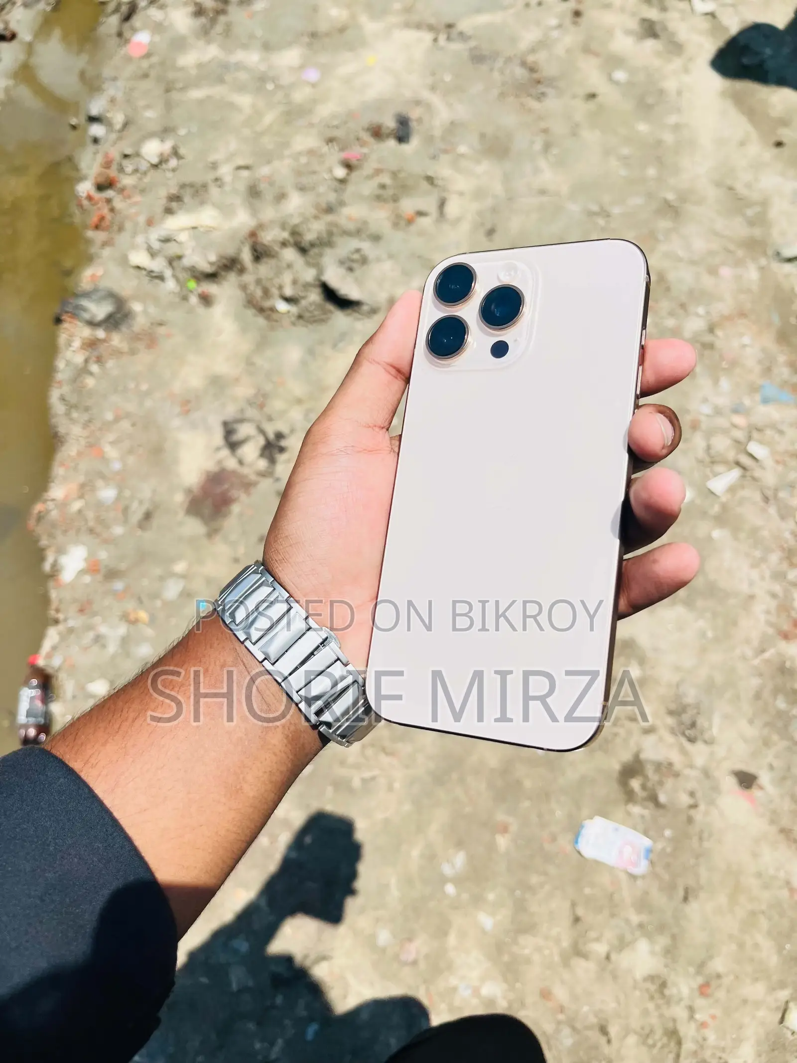 অ্যাপল আইফোন ১৬ প্রো ম্যাক্স ২৫৬ জিবি রোজ গোল্ড