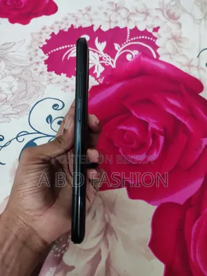 Walton 64 GB Black