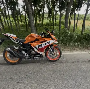 হোন্ডা সিবিআর ২০২২ অরেঞ্জ