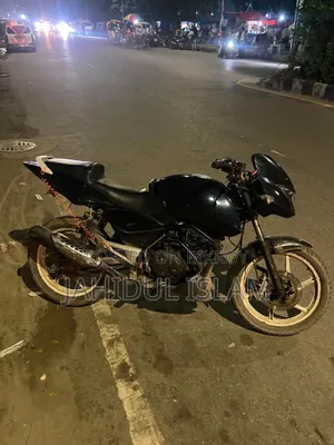 বাজাজ পালসার ১৫০ ২০১১ ব্ল্যাক