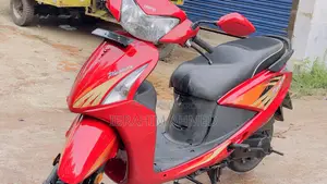 Hero Pleasure 2022 Red
