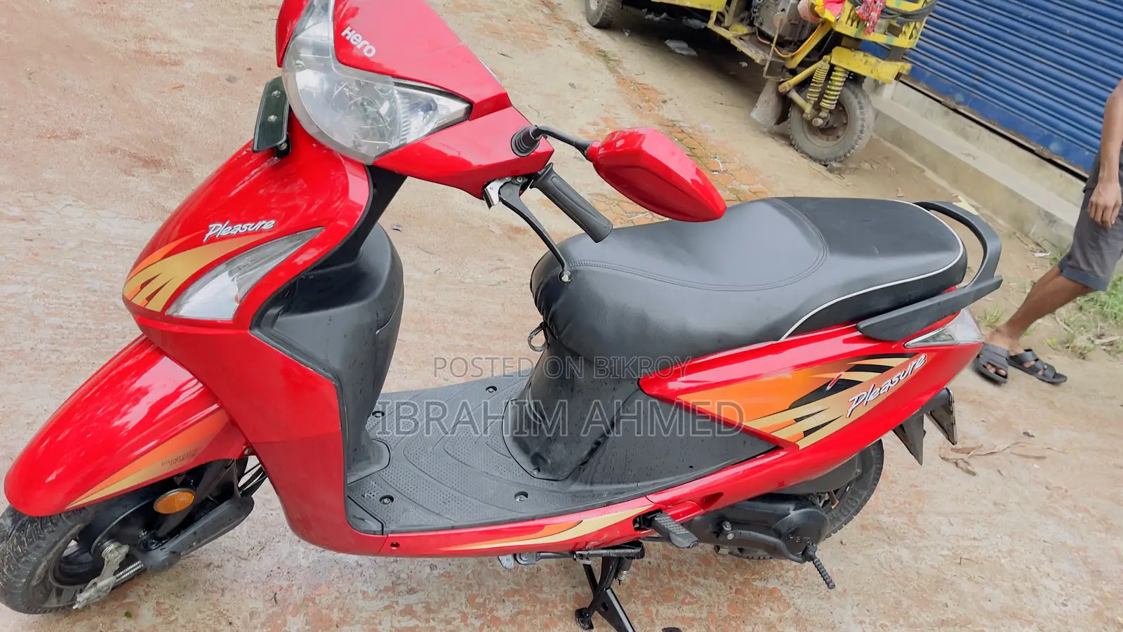 Hero Pleasure 2022 Red