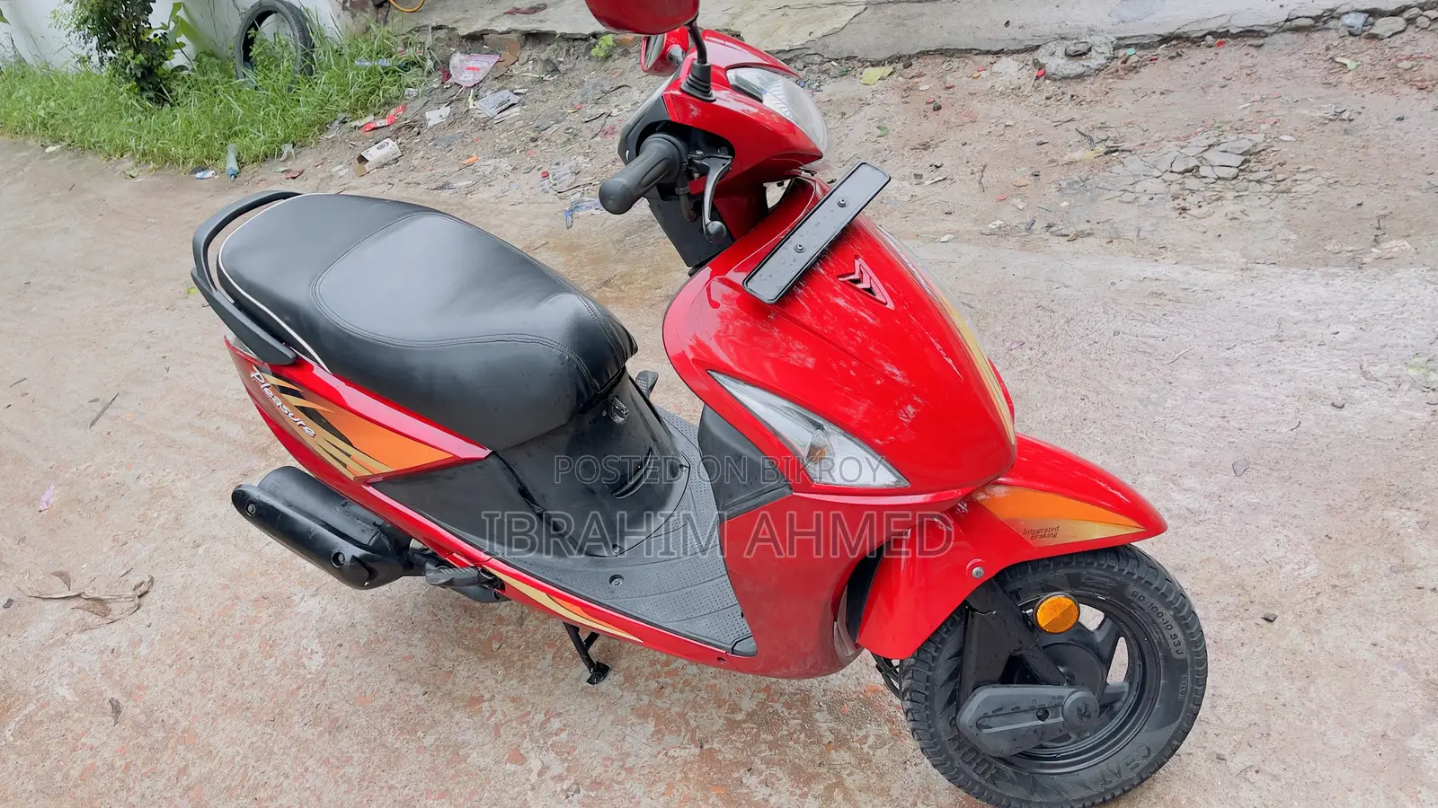 Hero Pleasure 2022 Red