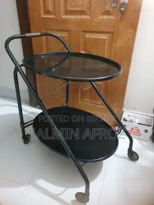 ফুড সার্ভিং ট্রলি