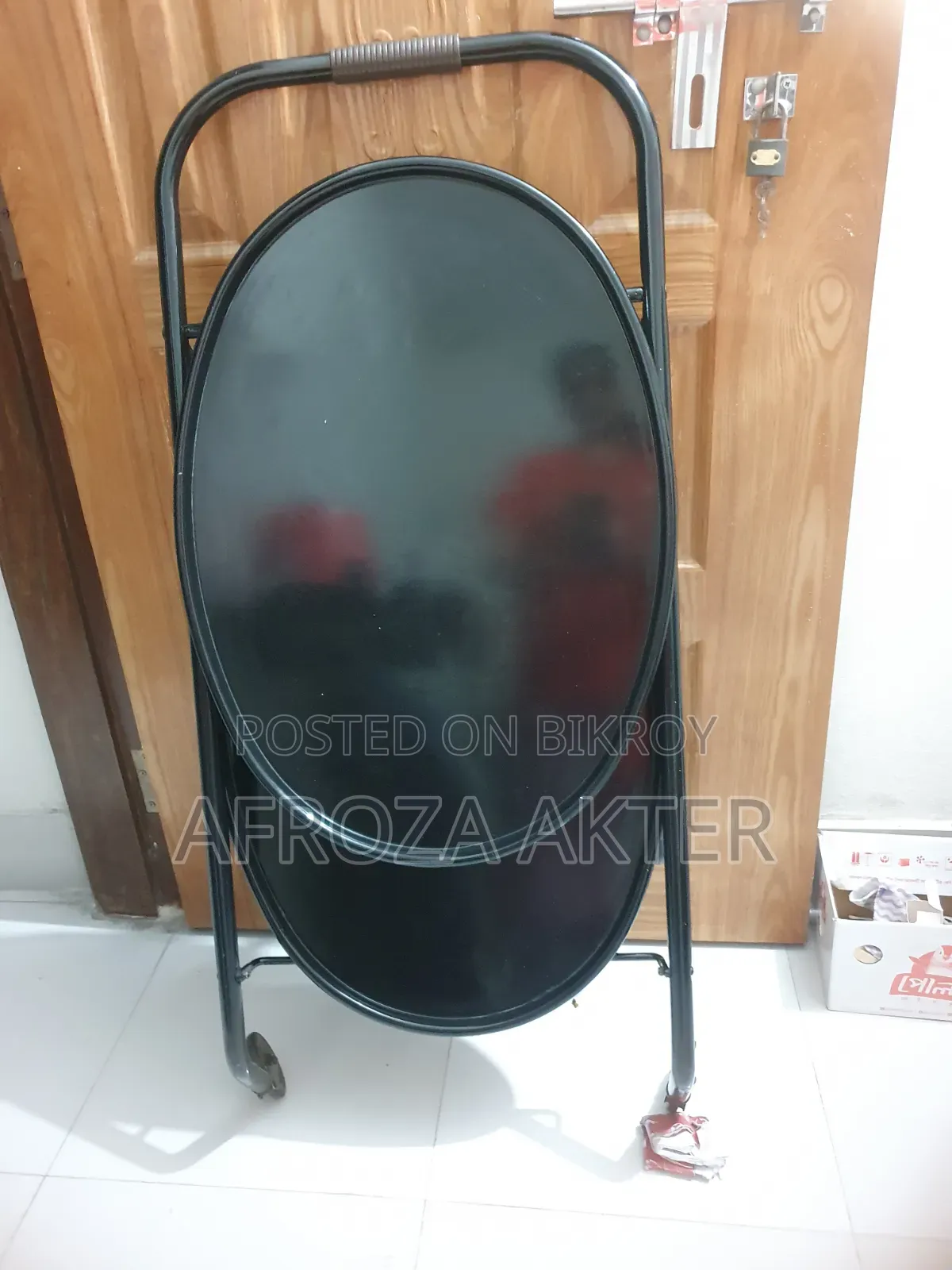Food Serving Trolley