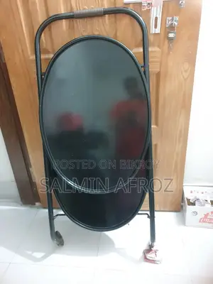 ফুড সার্ভিং ট্রলি