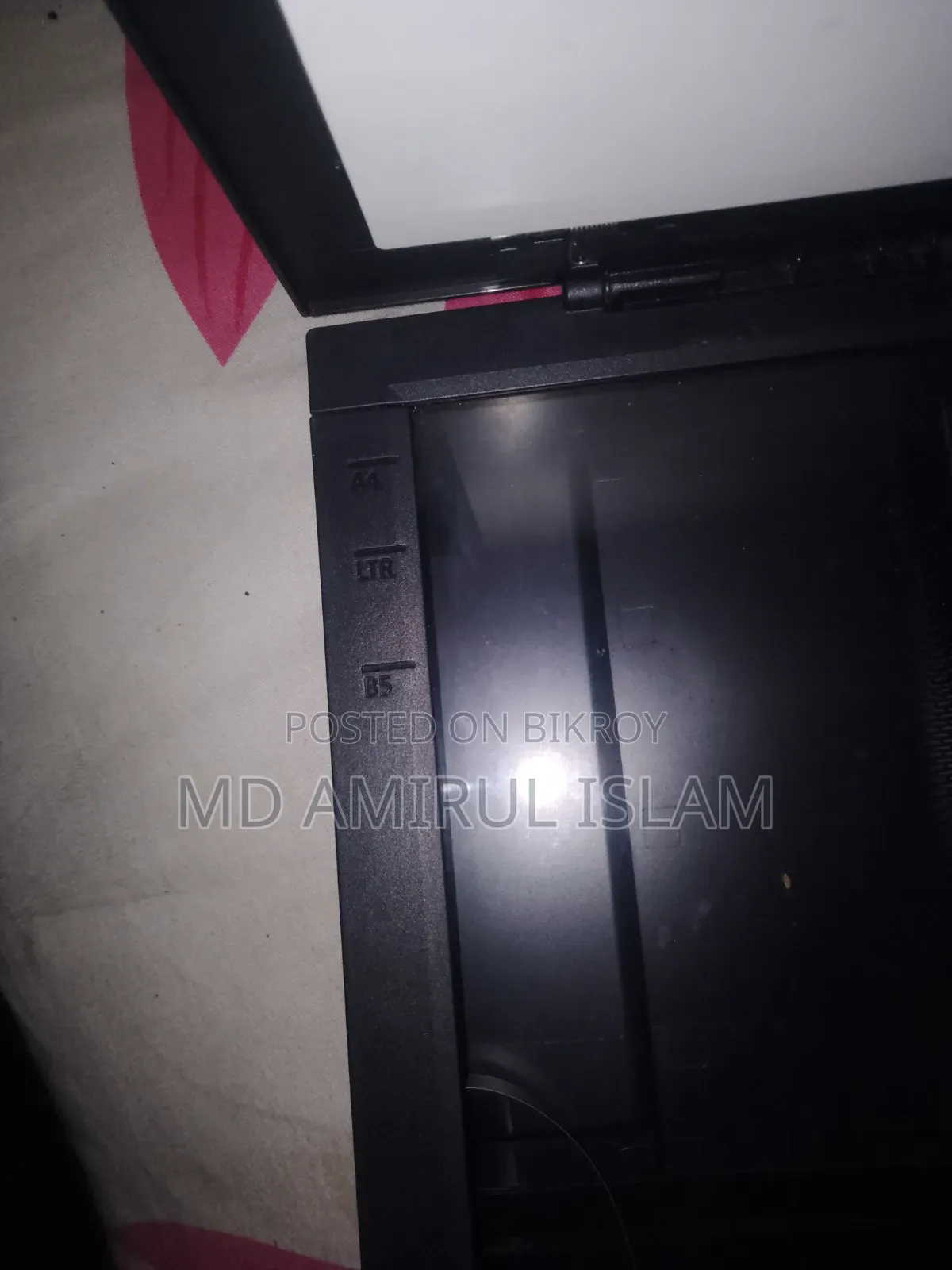 ক্যানন ক্যানোস্ক্যান লাইড ৩০০